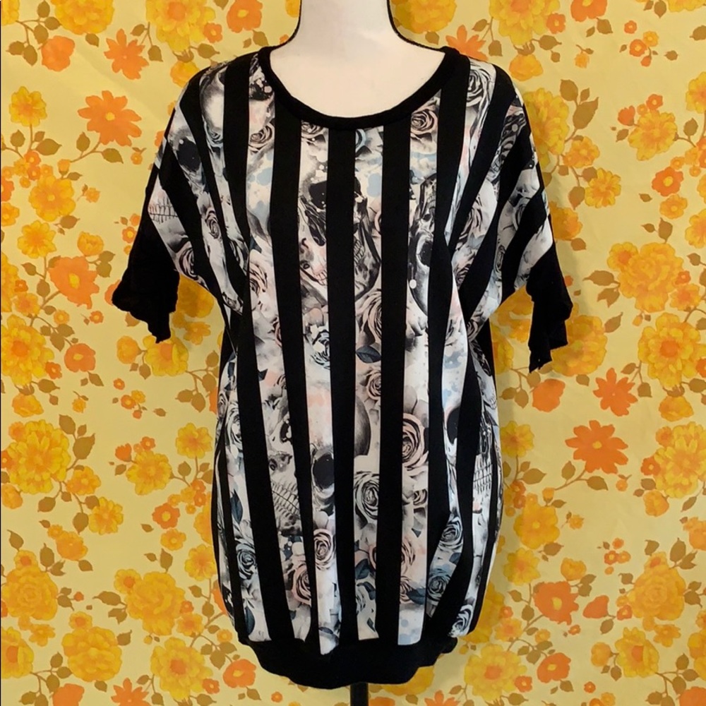 Cute Skull And Stripe Rose Print Shirt